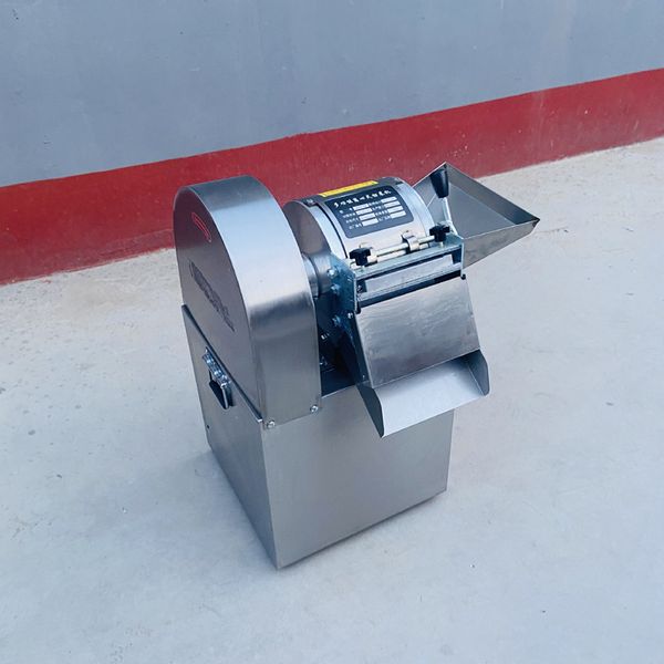 Electric kitchen appliance for slicing and shredding vegetables and fruits with 1500W power